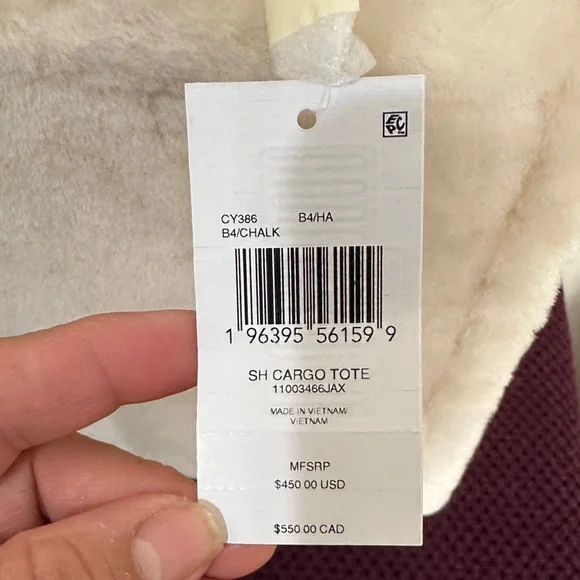 Coach cargo tote π₯ - Picture 5 of 9